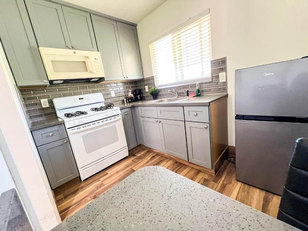 Town and Country Inn